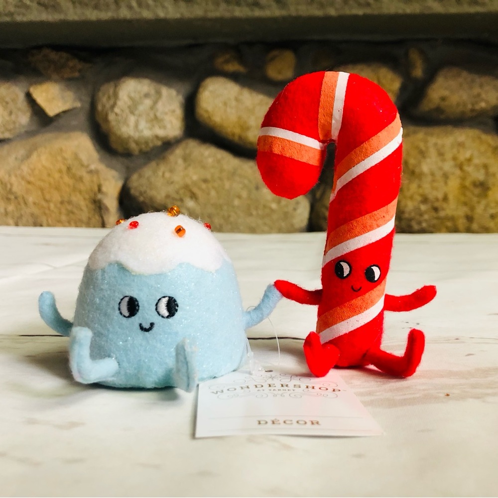 Target Wondershop Felt Gumdrop & Candy Cane‎ Figurine Duo